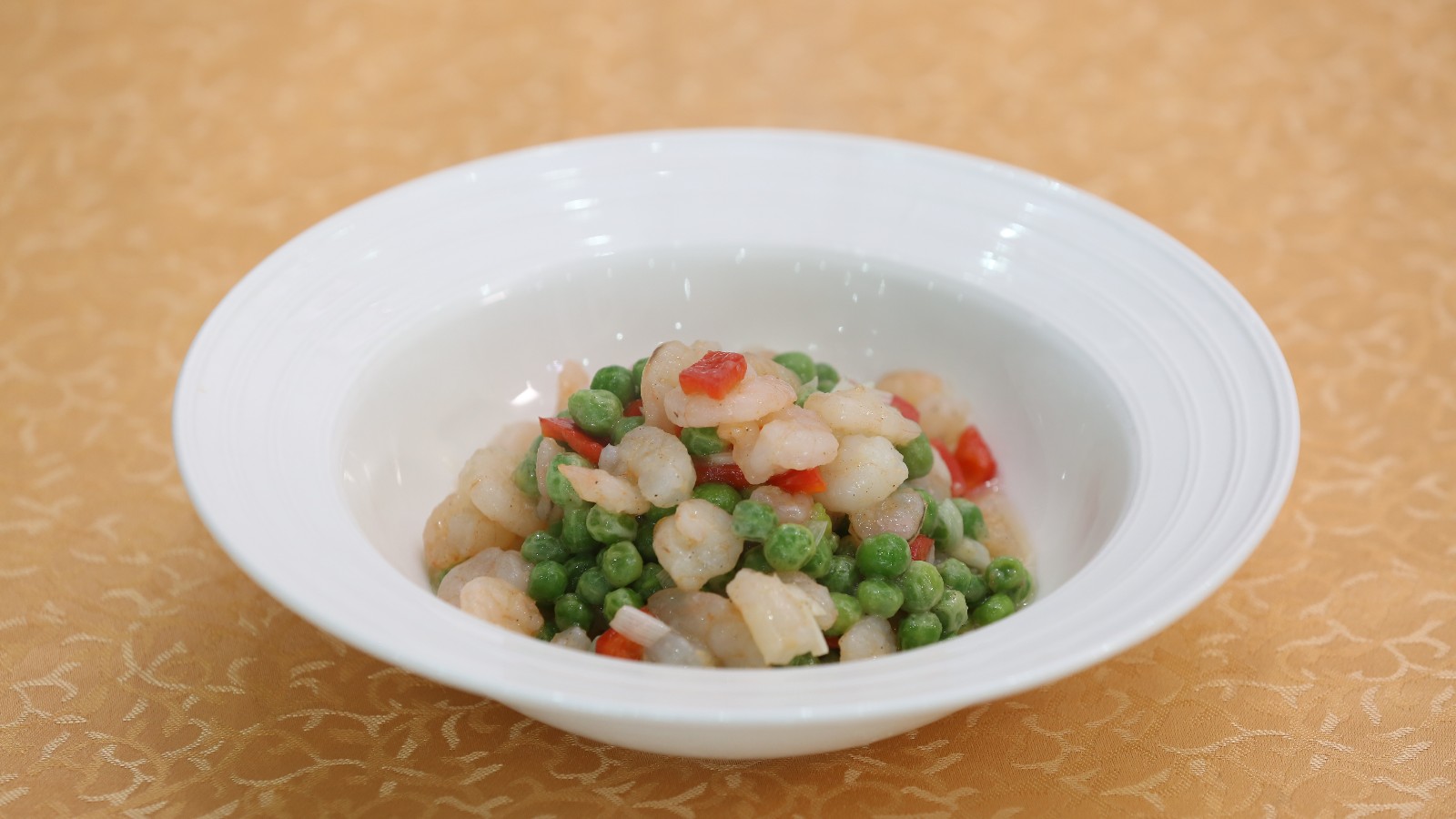 青豆炒虾仁